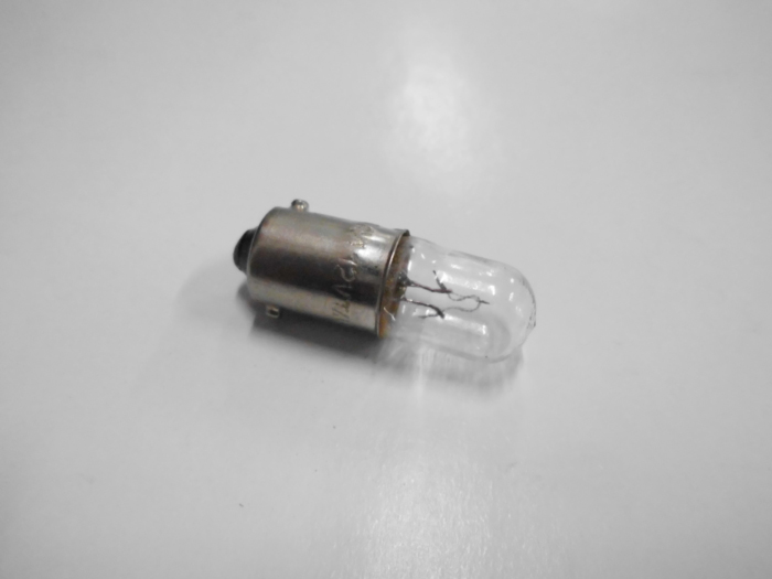 Nro. 7  FOCO 12V 4W (MPACK)