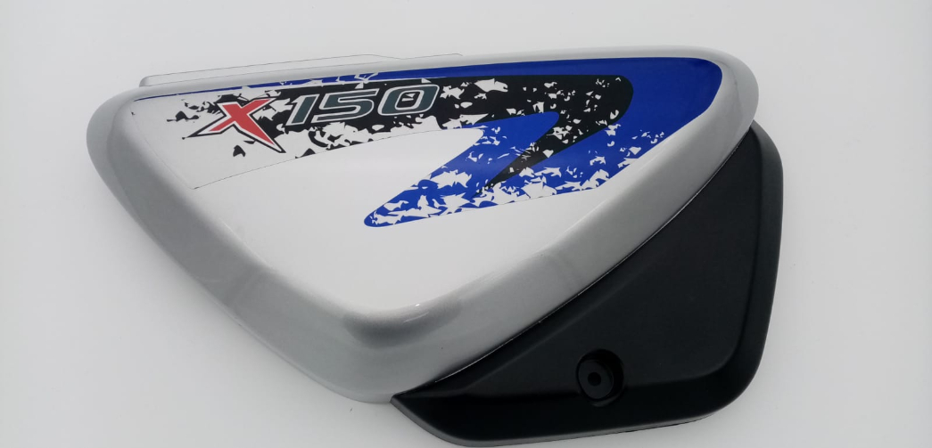 Nro. 4  CUBIERTA LATERAL DERECHO AZUL