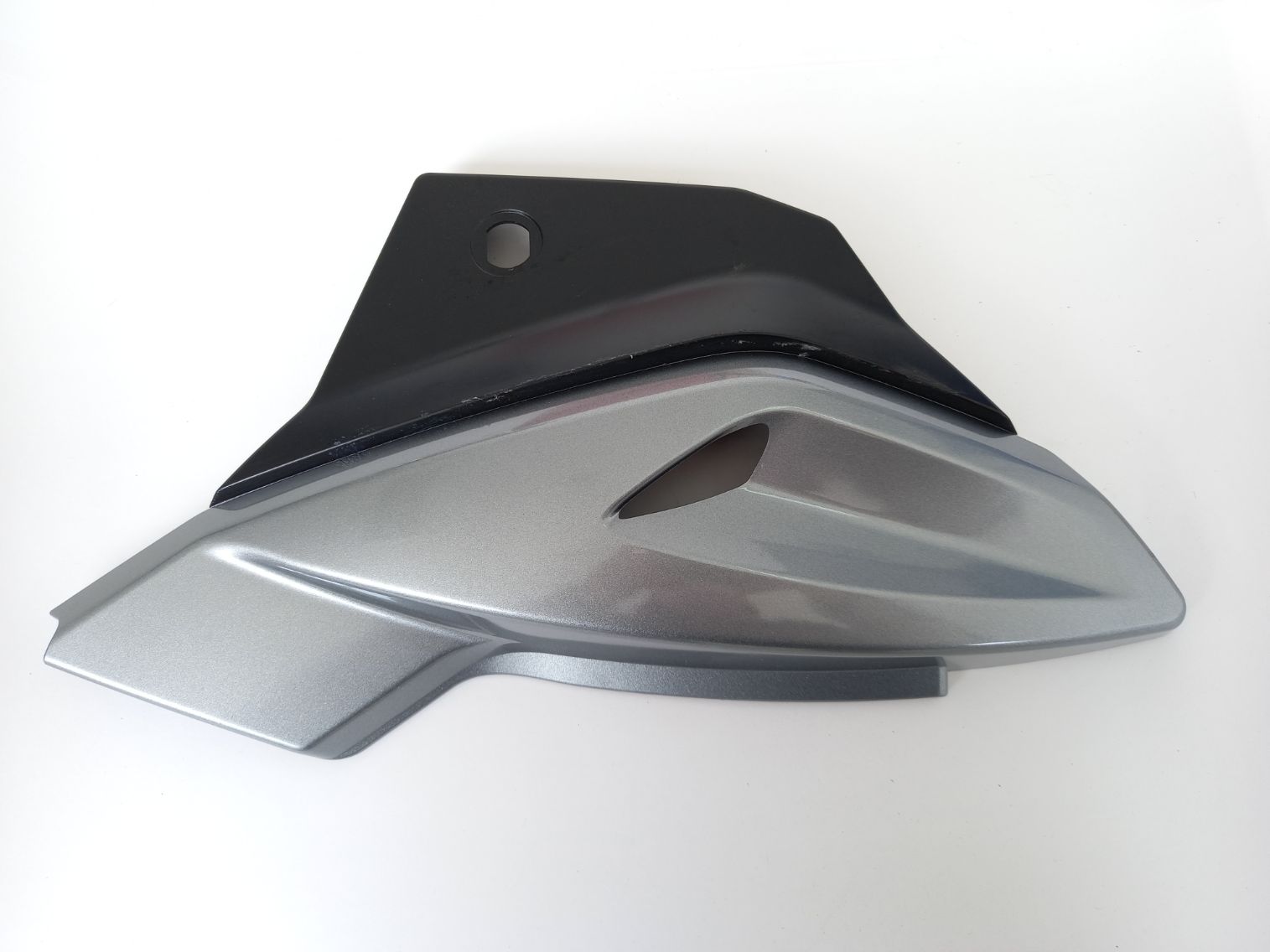 Nro. 3  CUBIERTA LATERAL DERECHA PLATA