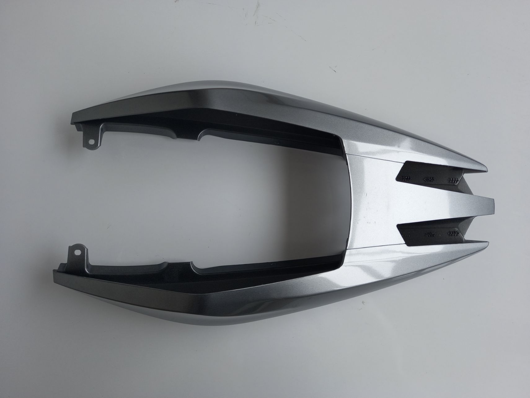 Nro. 4  CUBIERTA DE ASIENTO PLATA