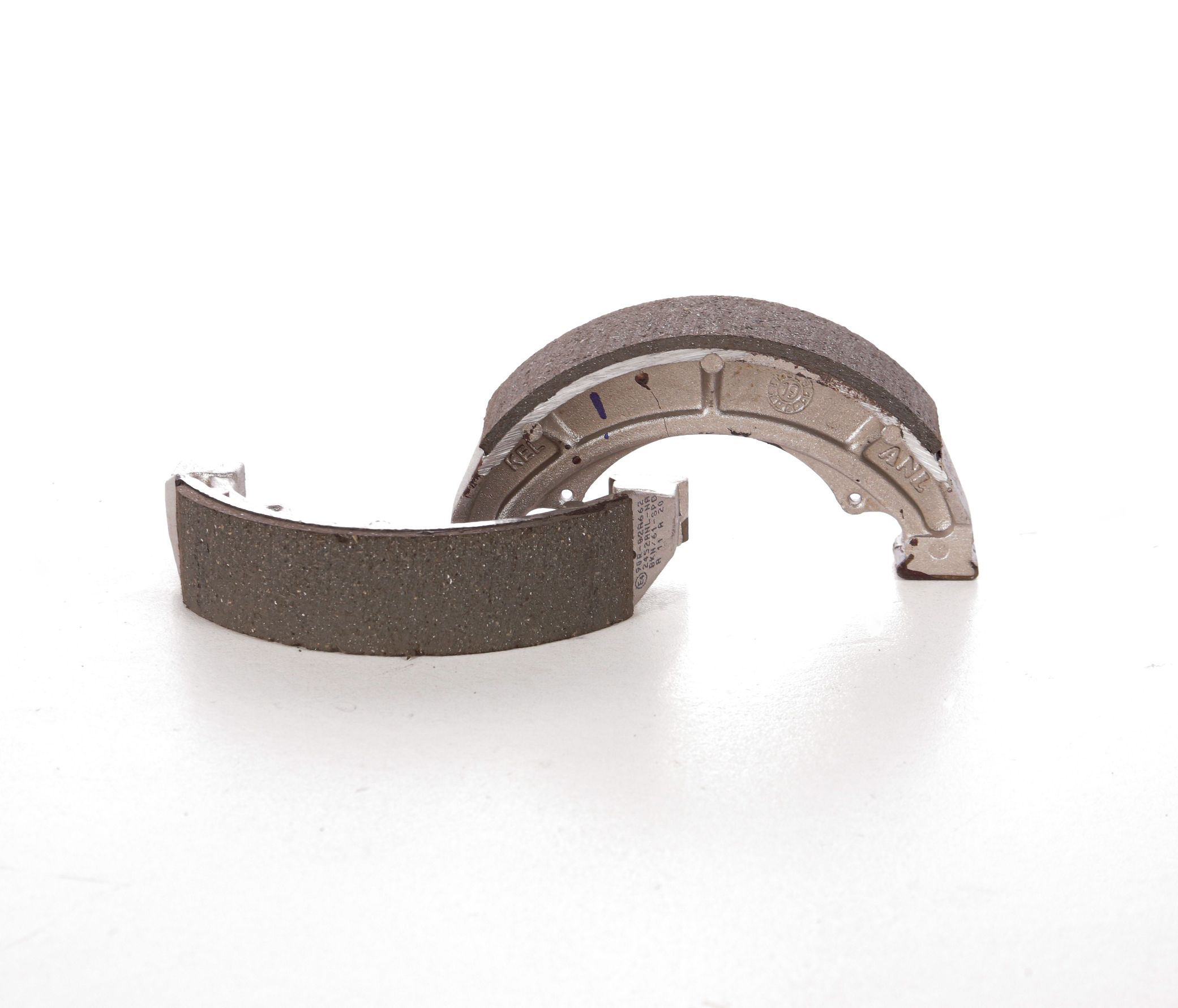 Nro. 13  KIT DE ZAPATA FRENO POSTERIOR  MIN 3 UNI.