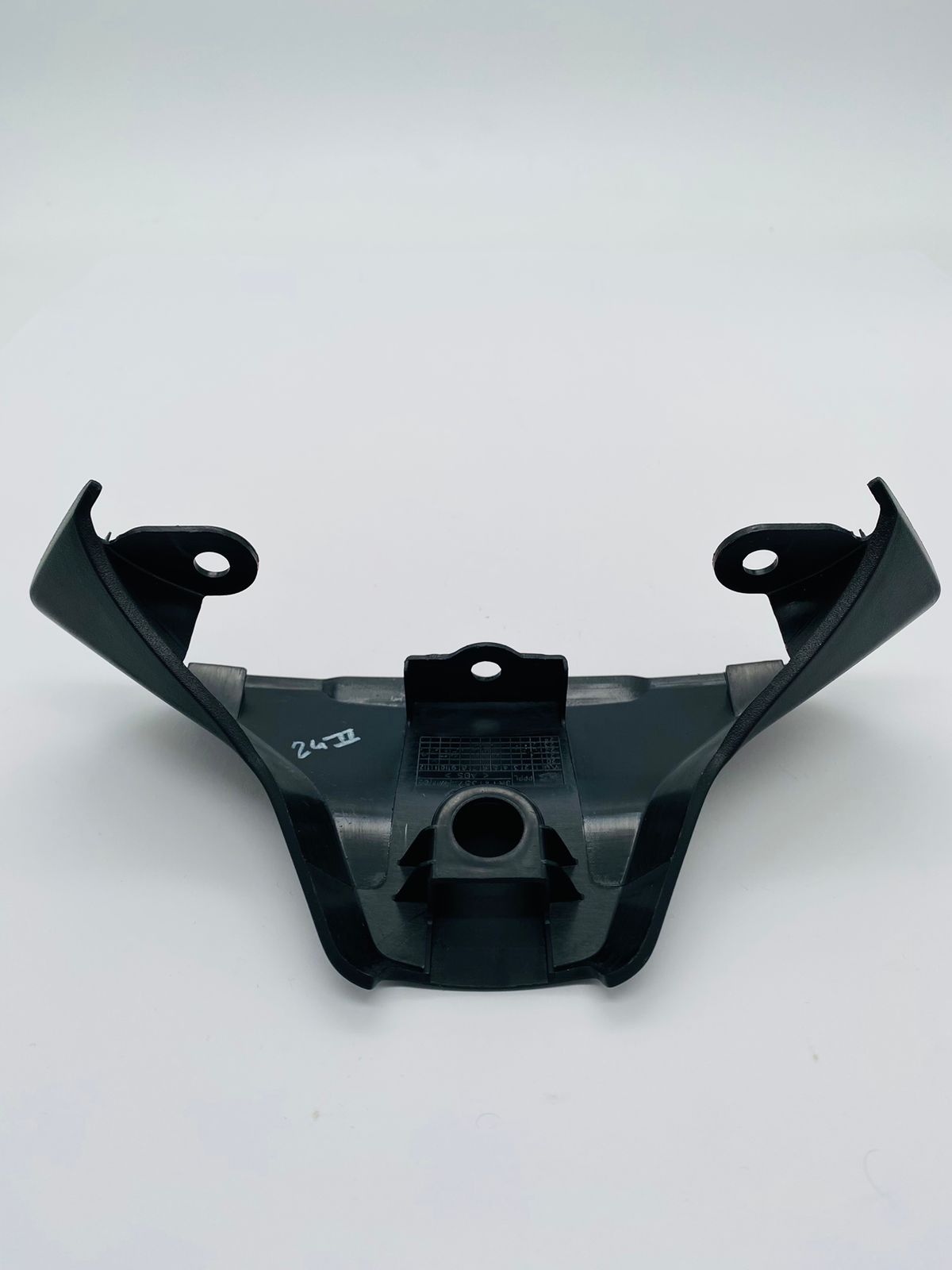 Nro. 3  CUBIERTA DE VELOCIMETRO DELANTERO