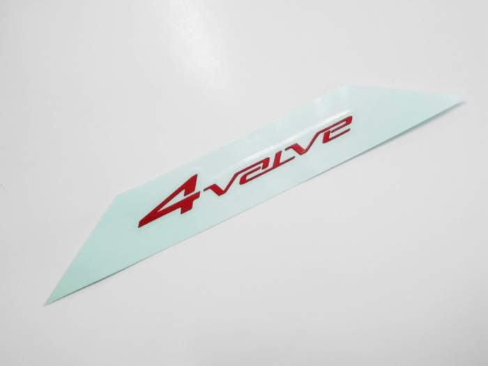 Nro. 7  ETIQUETA CUBIERTA LATERAL 4 VALVE